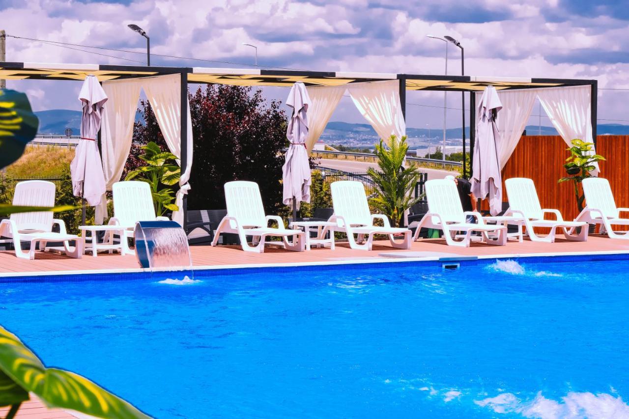 Nafron Hotel Prizren Dış mekan fotoğraf