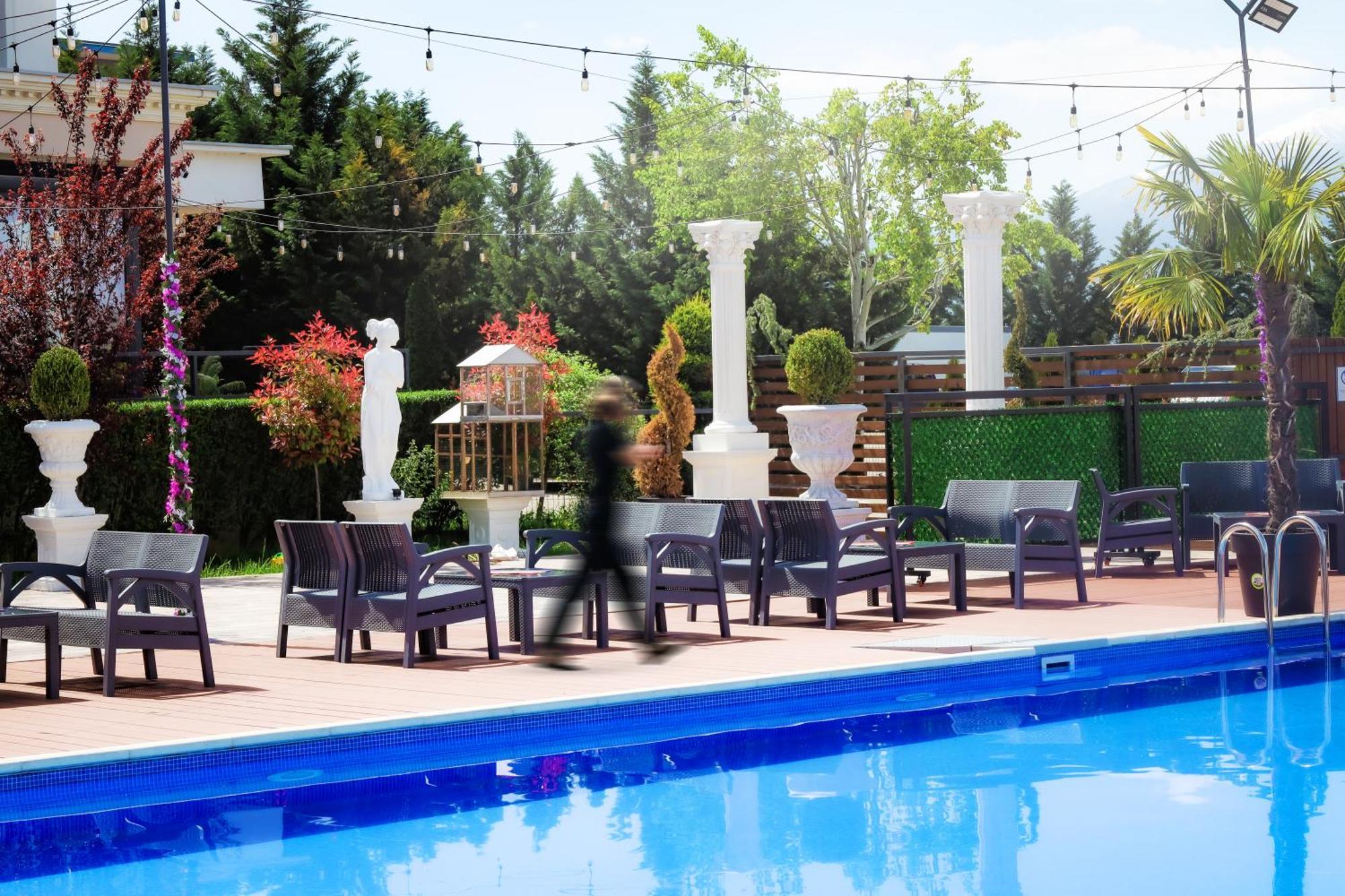 Nafron Hotel Prizren Dış mekan fotoğraf