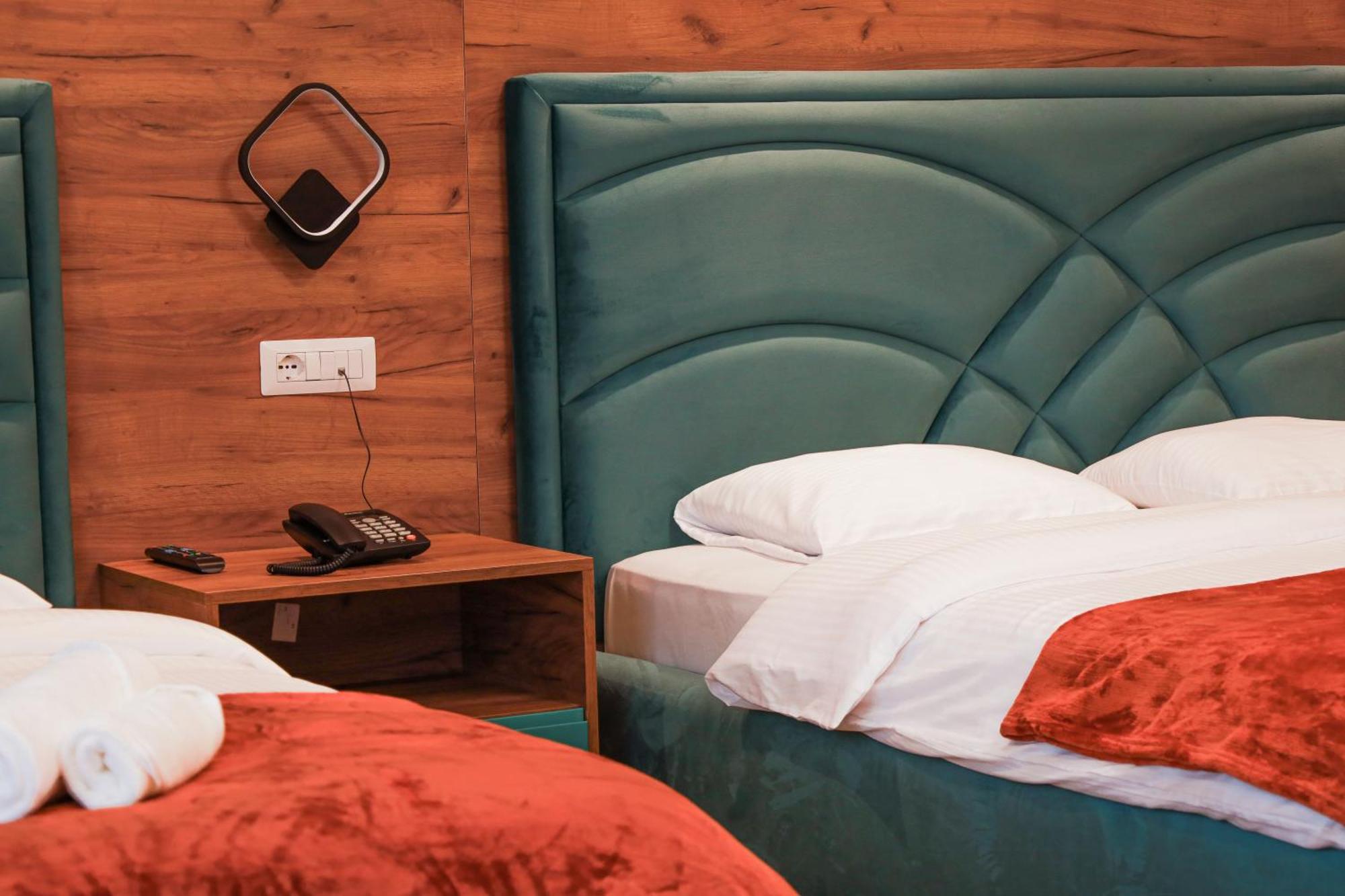 Nafron Hotel Prizren Dış mekan fotoğraf