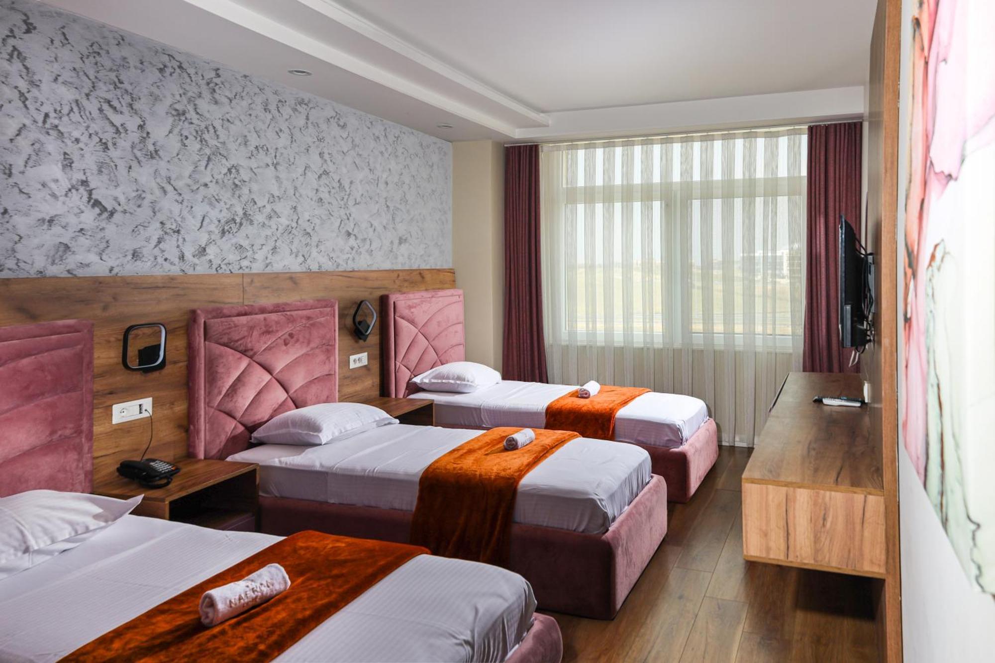 Nafron Hotel Prizren Dış mekan fotoğraf